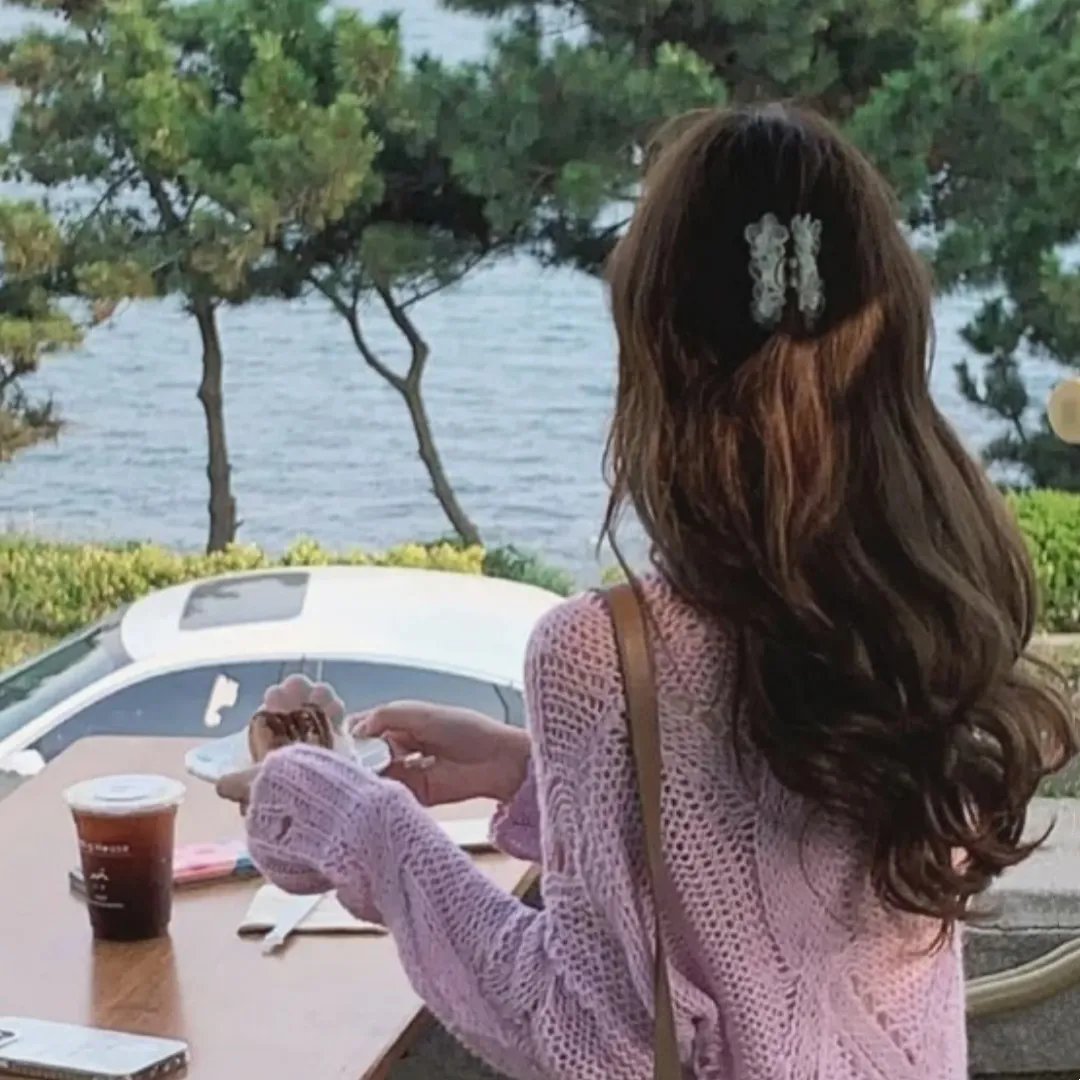 粉红色和铲子